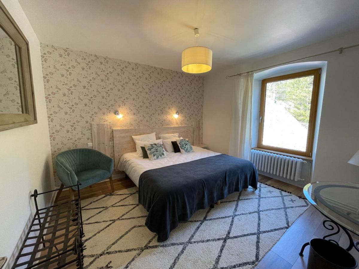 La Domerie - Maison D'Hotes Hotell Aubrac Exteriör bild