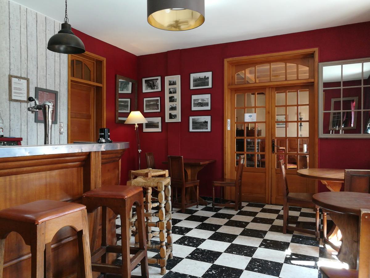La Domerie - Maison D'Hotes Hotell Aubrac Exteriör bild